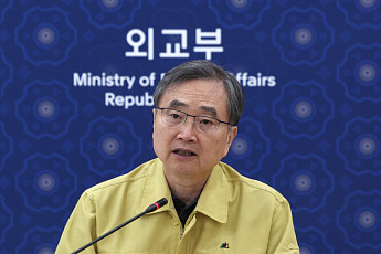 조현, 이란 외교장관과 통화…호르무즈 선박 안전 보장 촉구