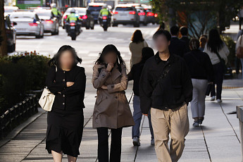 '출근길 외투 필수' 화요일 한파주의보…강풍에 체감온도 '뚝' [날씨]