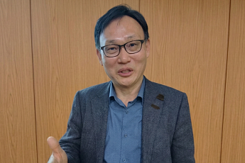 ‘잠들지 못하는 나라’ 한국, 수면 건강은?…신원철 수면연구학회장 인터뷰 [잘 자야 잘산다②]