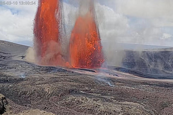 하와이 킬라우에아 화산 또 분화…용암 분출 높이 ‘엠파이어 스테이트급’