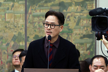 ‘성폭행 혐의’ 남경주 검찰 송치…지인들 “평소와 다름없어 더 충격”