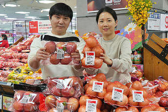 ‘수급불안 해소’ 나선 롯데마트, CA 저장 사과 600t 출하