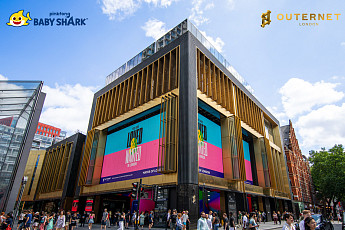 더핑크퐁컴퍼니, 세계 최대 LED 스크린 공간 英 ‘아우터넷’서 韓 최초 체험형 전시 개최