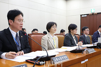 연금개혁특위, 답변하는 김영훈-정은경 장관 [포토]