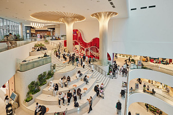 ‘엄마들의 성지’ 스타필드 빌리지 운정, 개장 100일 만에 파주 인구 4배 방문