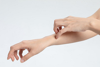 봄철 불청객 ‘피부 알레르기’…어떻게 관리하나[e건강~쏙]