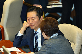 '환율안정 3법' 필리버스터에 발목…여야 합의 민생법안 처리 난항