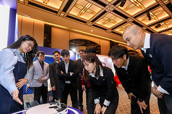 삼성전자, 암참 행사서 ‘비스포크 AI 스팀’ 로봇청소기 시연…퀄컴 협력 부각