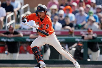 MLB 개막전, 이정후 ‘무안타’ 팀은 ‘영봉패’