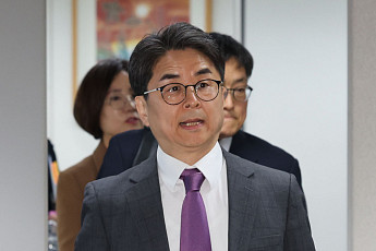 방미심위 상임위원에 김우석 위원 선출…1기 집행부 완성