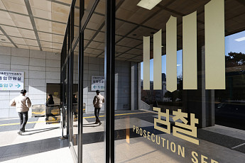 검찰 '정유사 담합' 이례적 인지수사...중동전쟁 이전까지 들여다본다