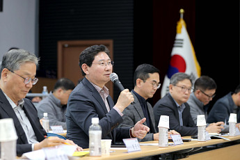 이상일, SK하이닉스·원삼면 주민 직접 중재석 앉았다