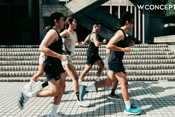 관악산부터 러닝 트랙까지…‘봄 바람’ 탄 스포츠웨어 수요 폭발