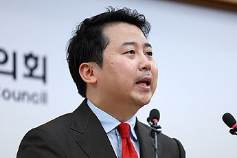 여론조사 수치 왜곡혐의 장예찬 '낙마',  해석 실수 우성빈 '아뿔사'