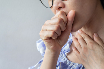 봄철 심해지는 천식 증상…증상 악화 예방법은? [e건강~쏙]