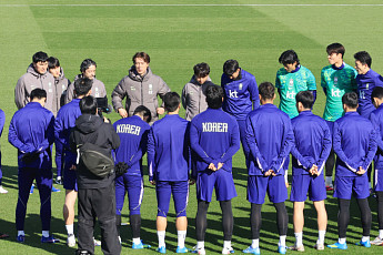 홍명보호 월드컵 첫 상대 덴마크 유력...유럽 PO서 4-0 완승