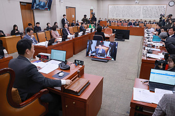 5월 1일 노동절, 전 국민 법정 공휴일 추진…국회 법사위 통과