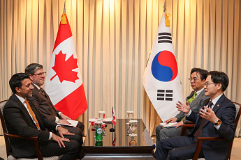 잠수함 수주 결론 앞두고 加사절단 방한… 60조 사업 수주 ‘민관 총력전’