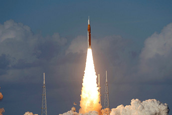 아르테미스 2호 발사 성공⋯이란 