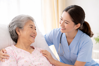 “호스피스·완화의료, 암 중심·입원형 구조 벗어나야”