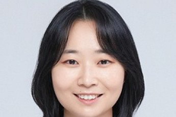 [노트북 너머] 30분 vs 80분…주총이 드러낸 두 통신사의 ‘신뢰’ 격차