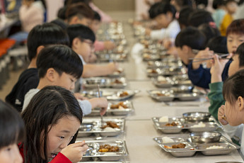 학교급식서 저탄소 축산물 늘린다…축평원, 전국 공급망 확대