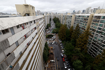 은마 재건축 27년 만에 본궤도⋯시공권 ‘유지 vs 재선정’ 변수