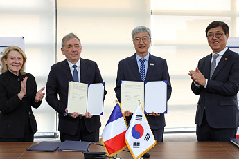 최휘영 장관 “한국과 프랑스 수교 140주년, 문화산업 협력으로 나가야”