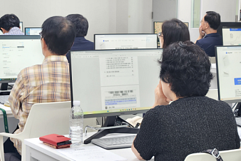 서울시, '시니어 인턴십' 참여 기업 모집… 