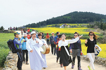 걷기축제 '10만원 환급'...완도군서 한 달간 열린다