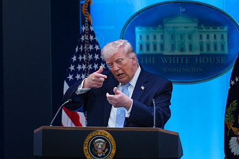 트럼프, ‘마지막 카운트다운’ 속 최후 협박…“7일 자정까지 이란 초토화” [종합]