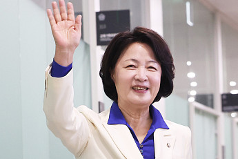 추미애 본선행에 동시 재보선 8곳…6·3 지방선거에 '미니 총선' 얹힌다