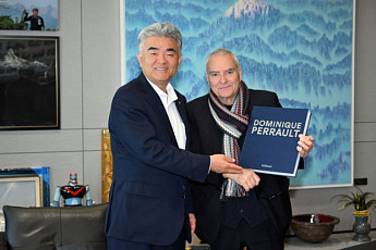 정원주 대우건설 회장, ‘세계적 건축가’ 도미니크 페로와 면담…정비사업·해외개발 협력