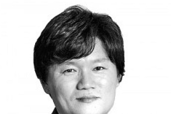 [데스크 시각] 후진국 할머니, 선진국 손자