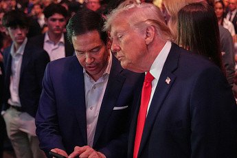 트럼프, 미국ㆍ이란 협상 결렬 발표 때 UFC 관전