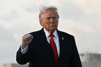 트럼프, 종전 협상 결렬 후 호르무즈 봉쇄 선언 [상보]