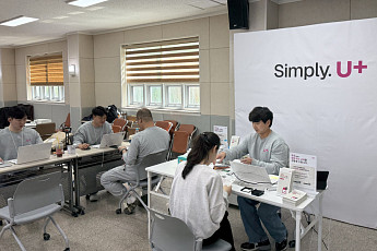 LG유플러스, 유심 업데이트·무료 교체 첫날 18만1000건 진행