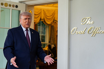 트럼프, 협상 기대 키우며 타결 압박⋯