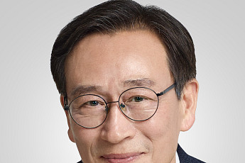 정명시, 1만개 일자리·도시철도 추진…'행정 경험'으로 기장 공략