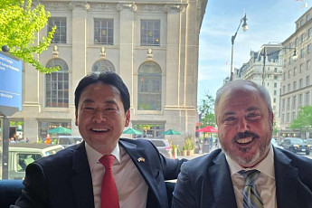 장동혁 ‘방미 행보’ 역풍 부나…지선 앞 공백 리스크 부상