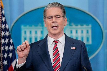 미국, 이란 ‘자금줄 옥죄기’ 본격화⋯2차 협상 낙관 속 압박 극대화