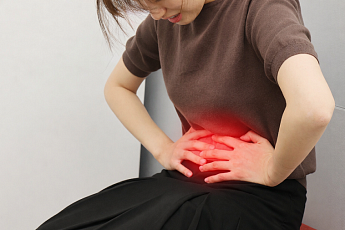 봄철 옆구리 통증, 단순 근육통 아닐 수도…‘이 질환’ 주의 [e건강~쏙]