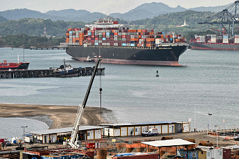 호르무즈 봉쇄 속 파마나 운하 선박 집중⋯“급행료 최대 4배 치솟아”