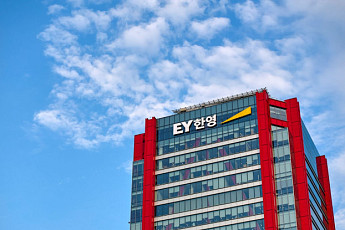 EY한영, 업계 최초로 감사 업무에 'AI 에이전트' 전면 도입