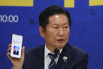 정청래 “장동혁, 초선 때도 만났던 美 아태소위원장 왜 못 만났나