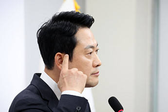 방미 일정 마친 장동혁, 국회서 기자간담회 [포토]