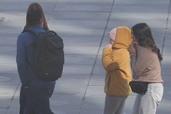 [내일 날씨] 아침 꽃샘추위에 황사 겹쳐…전국 대기질 악화