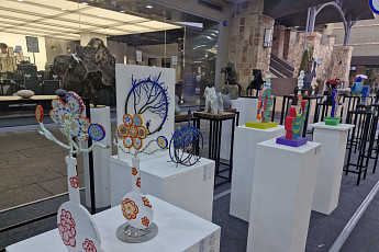 크라운해태제과, 신세계사이먼과 조각작품 오픈마켓 연다