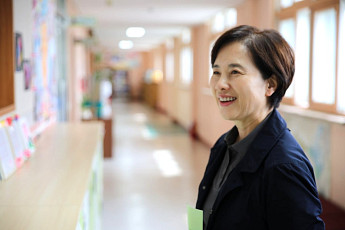 유은혜 교육감 예비후보, 62일간 경기도 순회 마무리…마지막 일정은 '돌봄 현장'