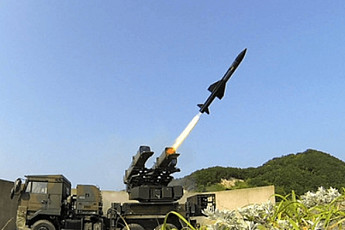 방위비 증액하는 日⋯무기 수출규제도 점진적 완화